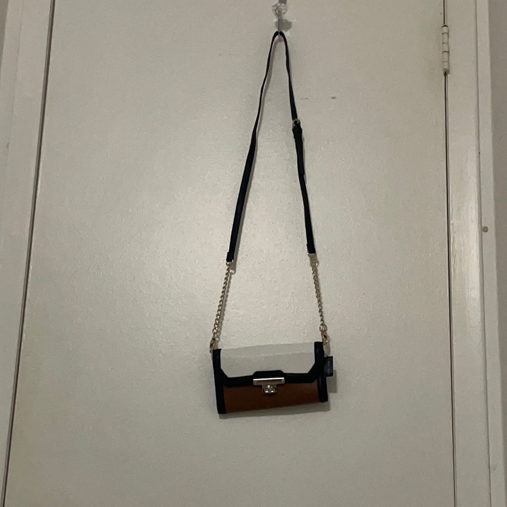 White House / Black Market Crossbody